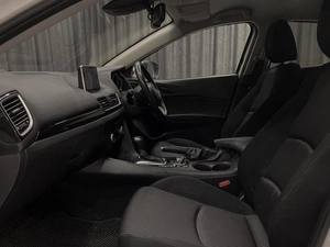 Хетчбэк Mazda Axela 2015 года, 1259000 рублей, Красноярск