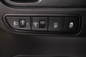 Седан Kia Rio 2019 года, 1349000 рублей, Новокузнецк