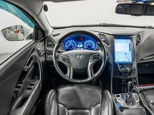 Седан Hyundai Grandeur 2013 года, 1680000 рублей, Красноярск