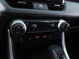 Внедорожник Toyota RAV4 2021 года, 3450000 рублей, Ростов-на-Дону