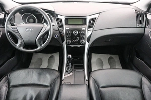 Седан Hyundai Sonata 2011 года, 1199000 рублей, Красноярск