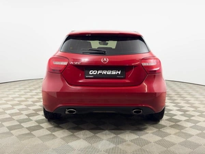 Хетчбэк Mercedes-benz A-класс 2013 года, 1406700 рублей, Казань