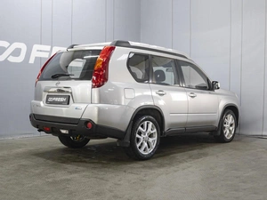 Внедорожник Nissan X-Trail 2010 года, 1050000 рублей, Омск