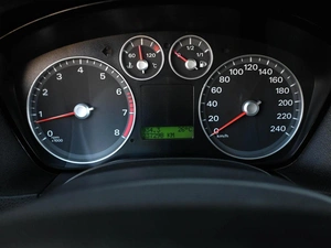 Седан Ford Focus 2007 года, 559000 рублей, Кирилловка