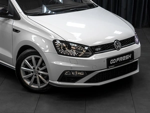 Седан Volkswagen Polo 2016 года, 1369000 рублей, Тюмень