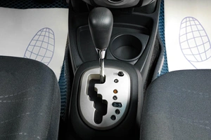 Хетчбэк Toyota Yaris 2006 года, 699000 рублей, Тюмень