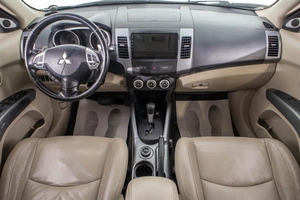 Внедорожник Mitsubishi Outlander 2007 года, 999000 рублей, Барнаул