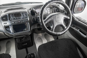 Минивэн Mitsubishi Delica 2002 года, 1799000 рублей, Барнаул