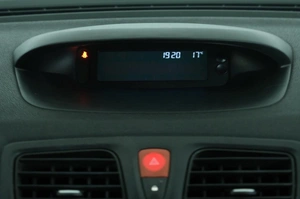 Седан Renault Fluence 2010 года, 849000 рублей, Омск