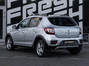 Хетчбэк Renault Sandero Stepway 2015 года, 847500 рублей, Волгоград