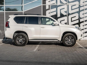 Внедорожник Toyota Land Cruiser Prado 2013 года, 2860000 рублей, Краснодар