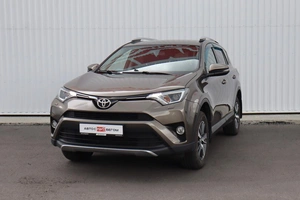 Внедорожник Toyota RAV4 2017 года, 2220000 рублей, Брянск