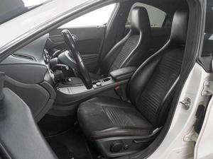 Седан Mercedes-benz CLA-класс 2014 года, 1749000 рублей, Тюмень