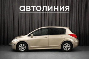 Хетчбэк Nissan Tiida 2010 года, 790000 рублей, Красноярск