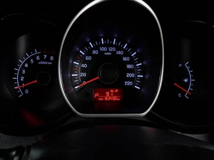 Седан Kia Rio 2013 года, 854000 рублей, Воронеж
