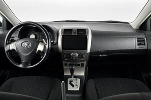 Седан Toyota Corolla 2008 года, 919000 рублей, Челябинск