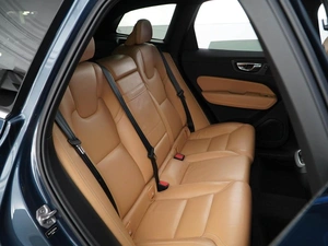 Внедорожник Volvo XC60 2021 года, 4107055 рублей, Москва