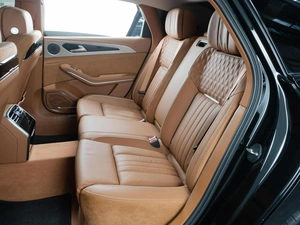 Седан Hongqi H9 2023 года, 3940000 рублей, Тюмень