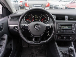 Седан Volkswagen Jetta 2015 года, 1199000 рублей, Саратов