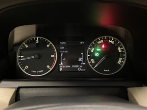 Внедорожник Land Rover Discovery 2016 года, 2490000 рублей, Красноярск