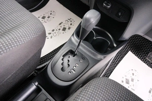 Хетчбэк Toyota Vitz 2019 года, 949000 рублей, Красноярск