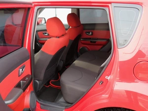 Хэтчбек Kia Soul 2013 года, 1100000 рублей, Брянск