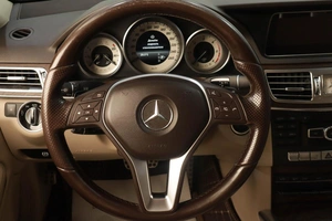 Седан Mercedes-benz E-класс 2013 года, 2329000 рублей, Челябинск