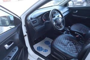 Седан Kia Rio 2014 года, 820000 рублей, Мирное