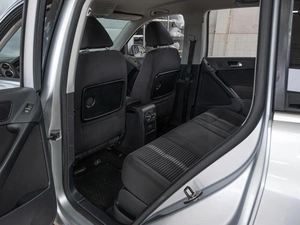 Внедорожник Volkswagen Tiguan 2011 года, 1181000 рублей, Краснодар