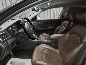 Седан Kia K5 2016 года, 1549000 рублей, Красноярск