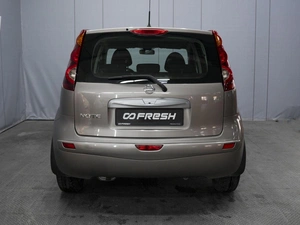 Хетчбэк Nissan Note 2011 года, 780000 рублей, Омск