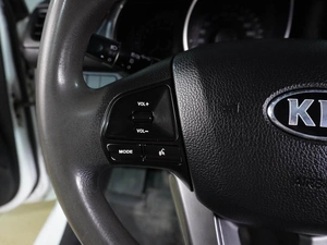 Седан Kia Rio 2014 года, 879000 рублей, Воронеж