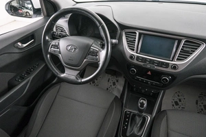 Седан Hyundai Solaris 2019 года, 1649000 рублей, Красноярск
