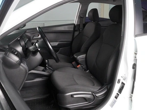 Седан Kia Rio 2015 года, 1119000 рублей, Красный Пахарь