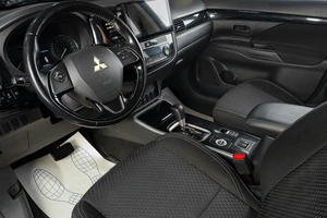 Внедорожник Mitsubishi Outlander 2018 года, 1859000 рублей, Тюмень