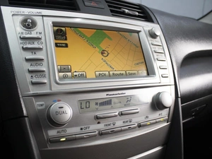 Седан Toyota Camry 2010 года, 1499000 рублей, Омск
