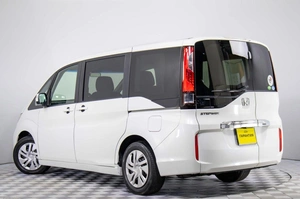 Минивэн Honda Stepwgn 2015 года, 1899000 рублей, Пермь