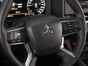 Внедорожник Mitsubishi Outlander 2022 года, 3819000 рублей, Воронеж