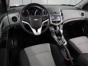 Седан Chevrolet Cruze 2014 года, 1124000 рублей, Воронеж
