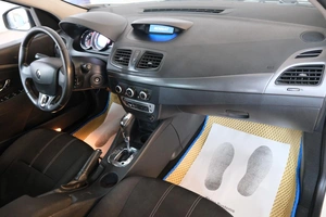 Седан Renault Fluence 2013 года, 789000 рублей, Омск