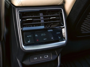 Внедорожник Geely Monjaro 2024 года, 3748000 рублей, Краснодар