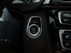 Седан BMW 3 серия 2018 года, 3200000 рублей, Краснодар