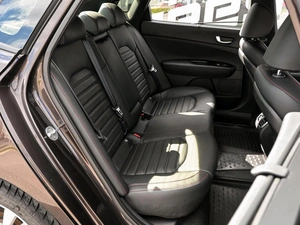 Седан Kia Optima 2019 года, 2090000 рублей, Волгоград