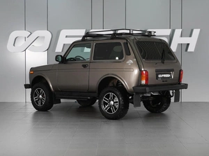 Внедорожник ВАЗ (LADA) 4x4 (Нива) 2016 года, 630000 рублей, Минеральные Воды
