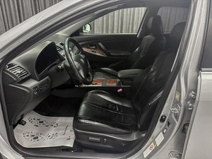 Седан Toyota Camry 2011 года, 1220000 рублей, Красноярск