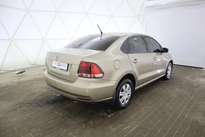 Седан Volkswagen Polo 2015 года, 970000 рублей, Обнинск