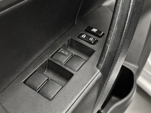 Седан Toyota Corolla 2013 года, 1280000 рублей, Красноярск