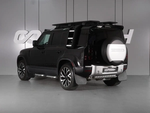 Внедорожник Land Rover Defender 2020 года, 8459000 рублей, Красный Пахарь