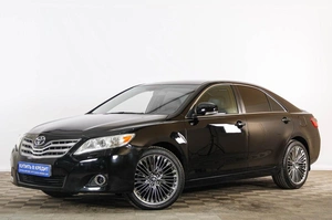 Седан Toyota Camry 2011 года, 1249000 рублей, Тюмень