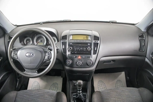 Хетчбэк Kia Ceed 2007 года, 339000 рублей, Пермь